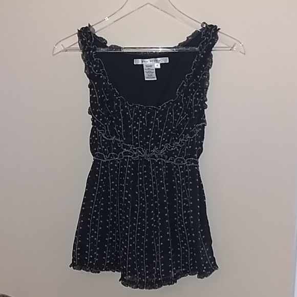 Max Studio Tops - Max Studio size M B&W sleeveless blouse #M00015T